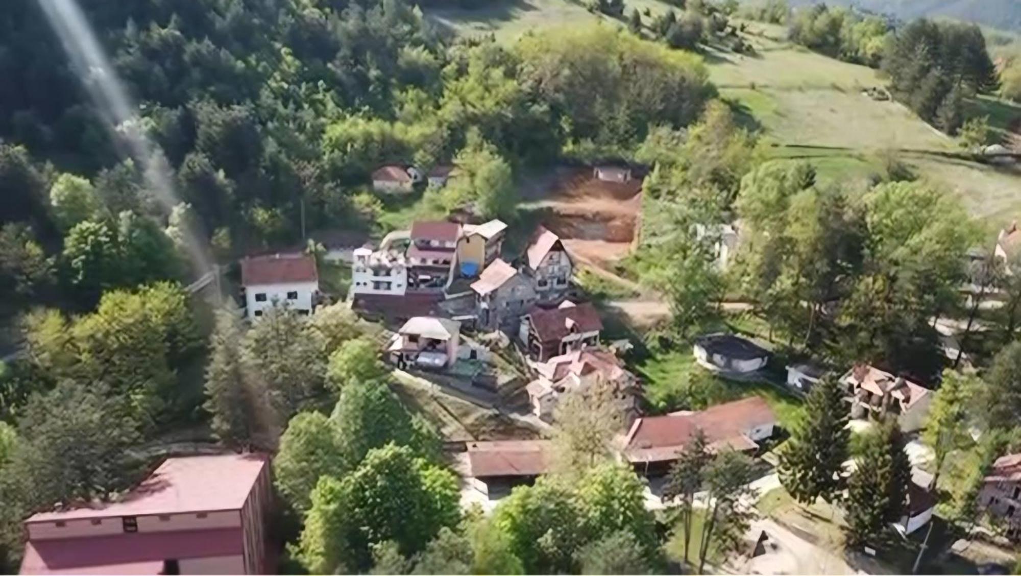 Отель Domacinstvo Jolovic Кралево Экстерьер фото
